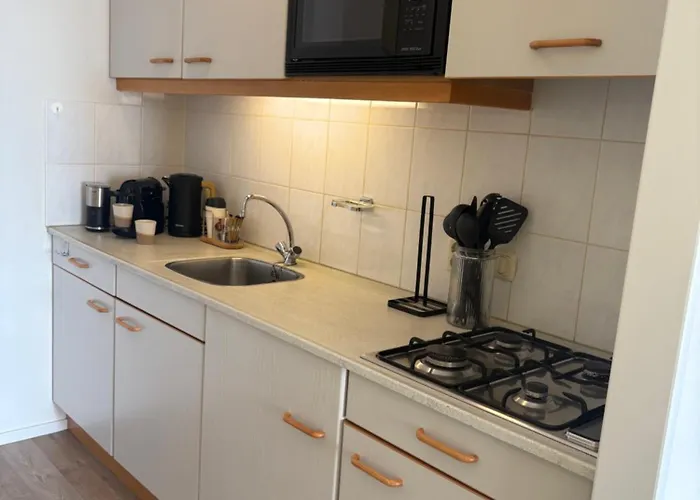 Yellow Bliss Apartment Makkum Beach