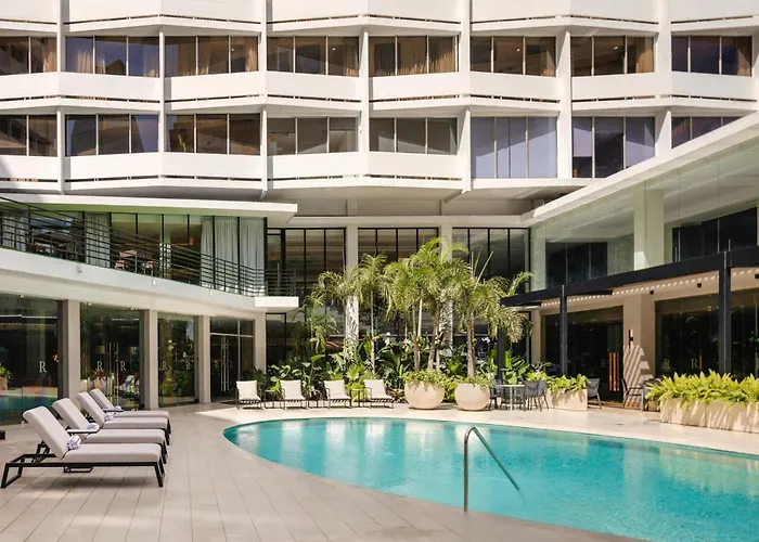 Renaissance Panama City Hotel