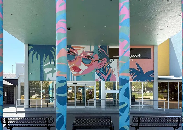 Envision Hotel Miami International Airport