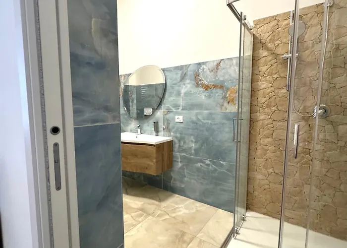A Due Passi dal Mare B&B