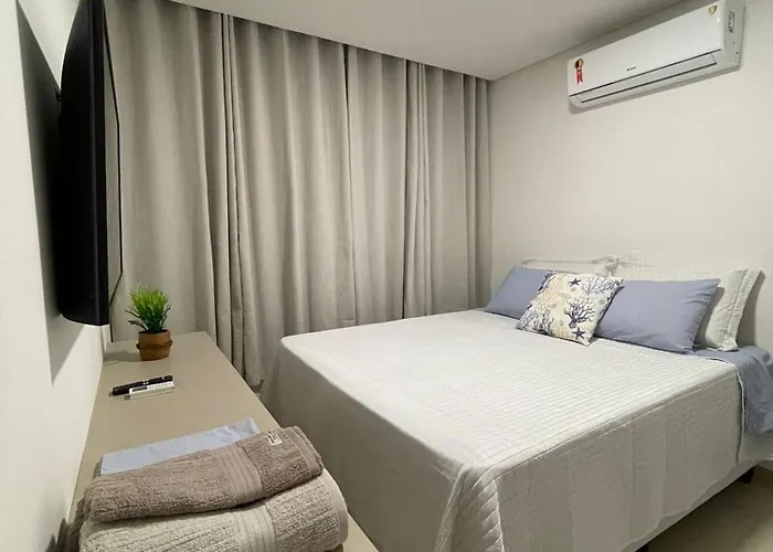 Flat 2 quartos ao Lado da Igrejinha de Carneiros