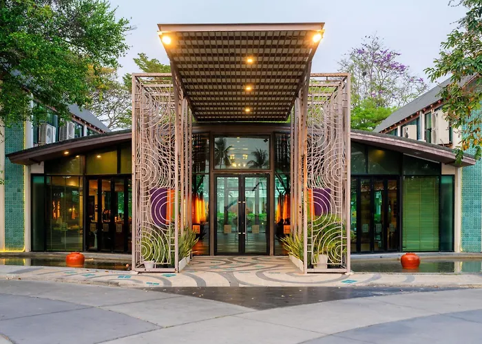 Bangsaen Heritage Hotel