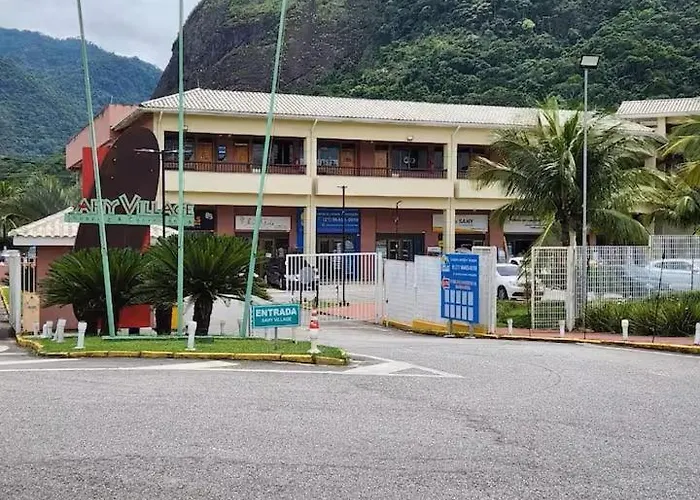 Casa em Condomínio em Mangaratiba