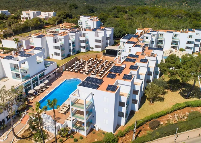 Marsenses Ferrera Blanca Hotel Family