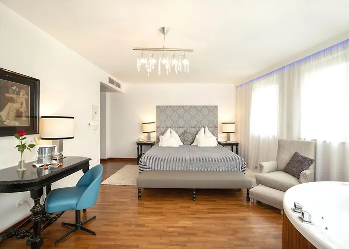 Szarcsa Hotel