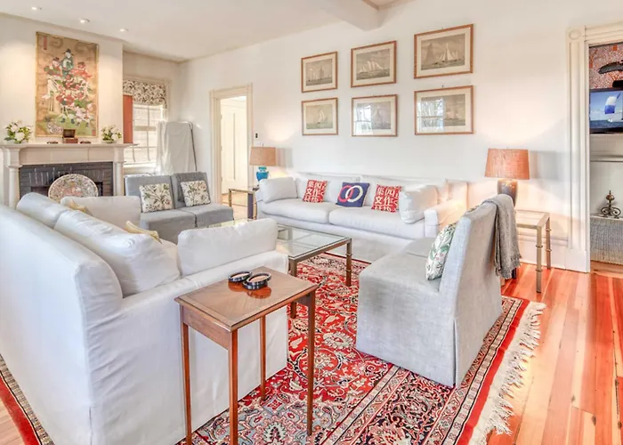 Captain Morse House - Luxury, Waterfront, Town, & Beaches - 5 Stars