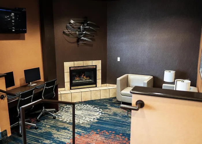Crystal Inn Hotel & Suites - Midvalley