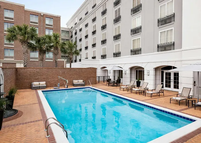 Courtyard By Marriott Charleston Historic District