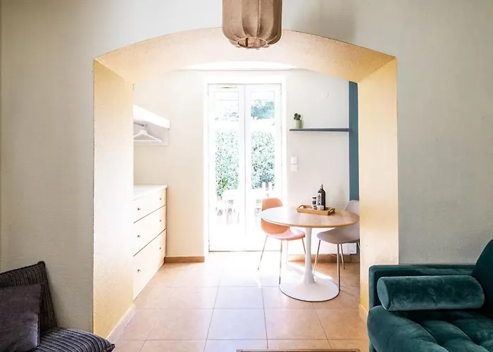 Résidence Château d'Acotz - Appartements avec piscine à 300m des Plages&Océan