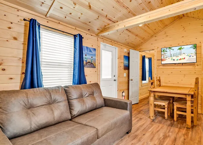 Cabins At Bonefish Bay