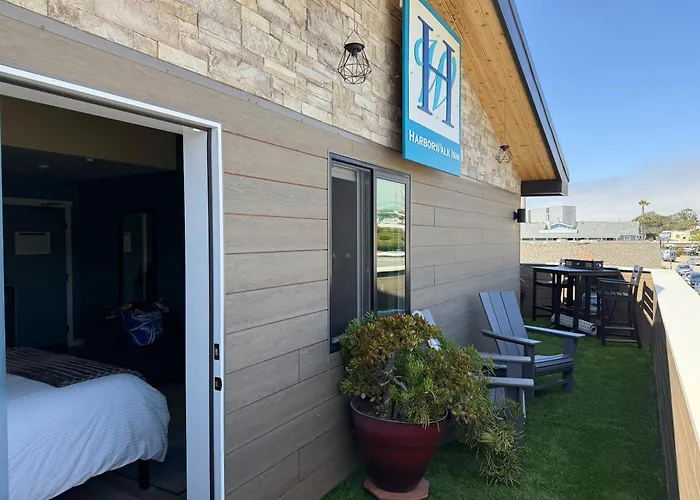 Harborwalk Inn