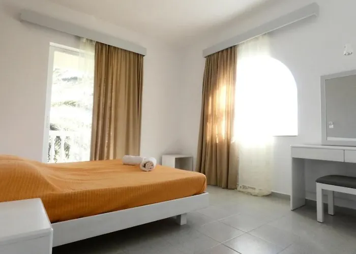 Paras Beach Apartments