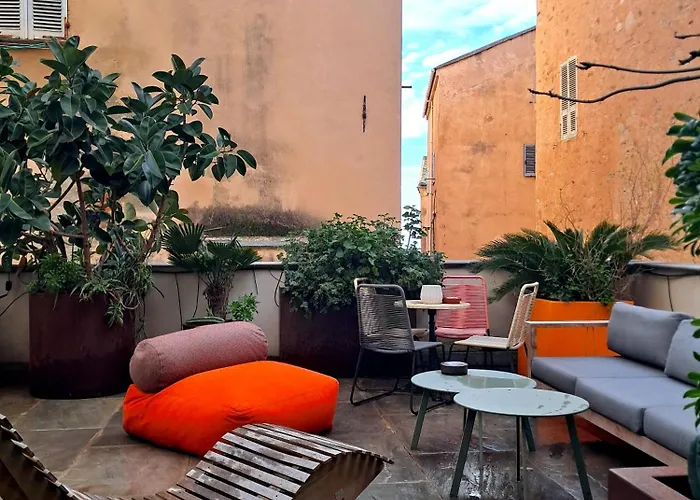 Chambres de charme au coeur de la citadelle de BASTIA