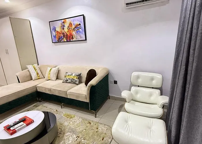 1 Bedroom Shortlet Apt At Osapa London Lekki