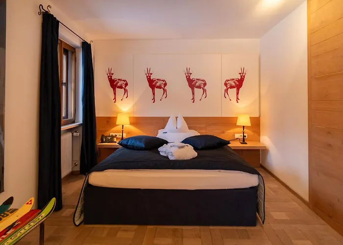 Hinterwies – Ski In / Lodge / Dine