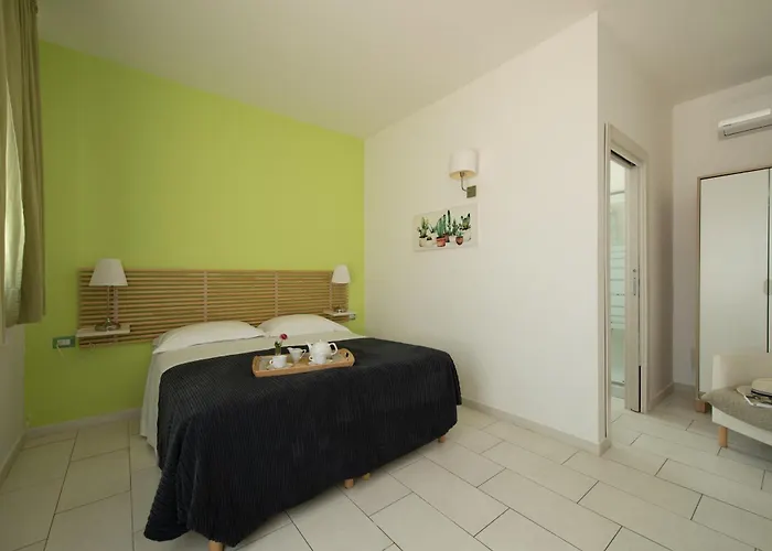 Isola Charm B&B - Pool & Nature Stay