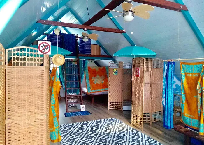 Ohana Beach Hostel Bungalows & Dortoir