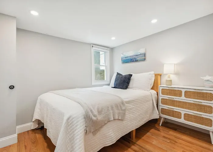Beachfront Parking Salisbury Beach Retreat