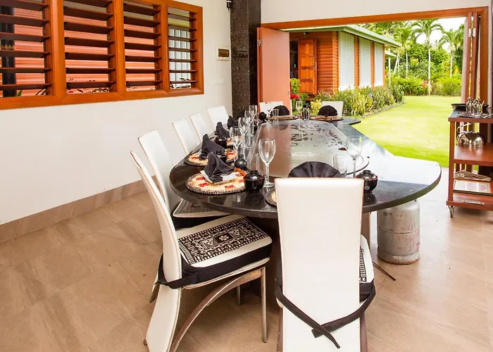 La Dolce Vita Holiday Villas