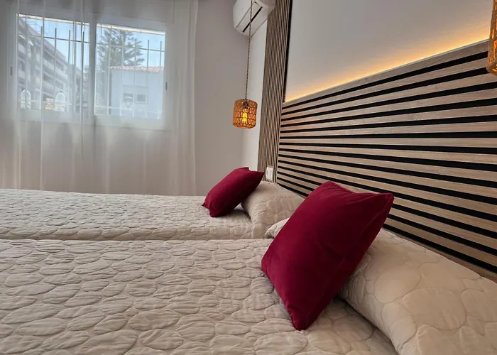 ROVIOR Rooms&Café