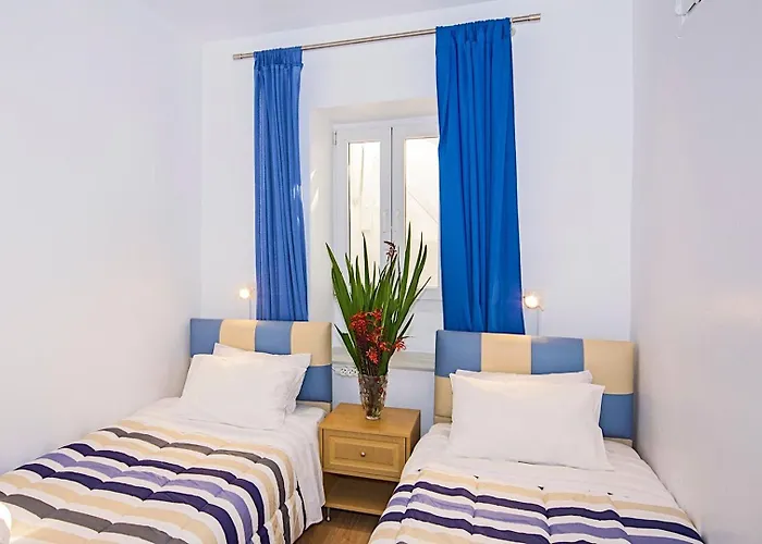 Pension Ageliki Kalogera