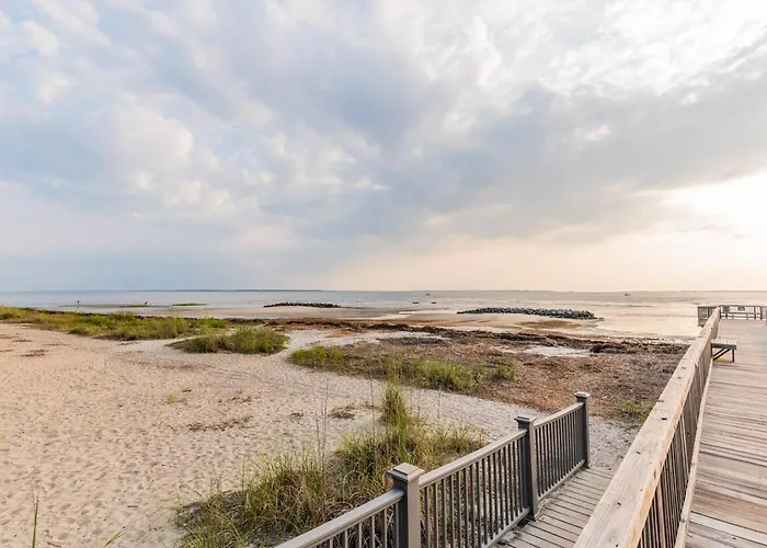 Coastal Villa By The Beach