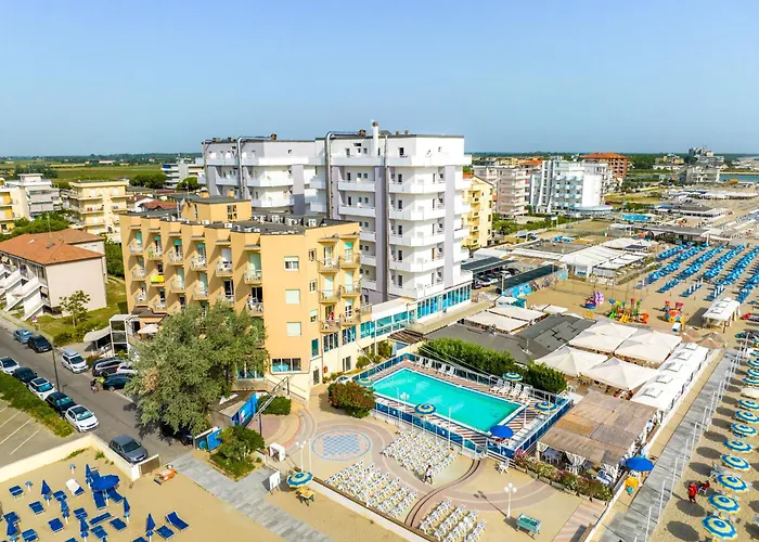 Bikini Tropicana Family Hotel
