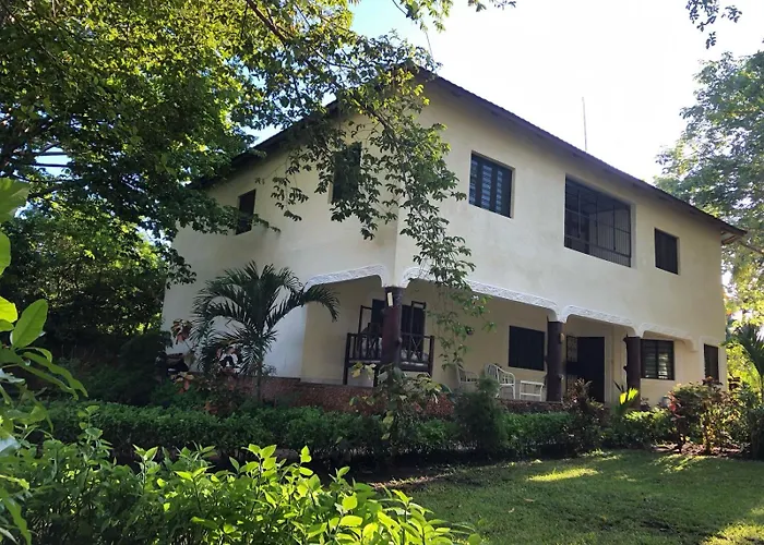 Precious Holiday Homes Diani Beach