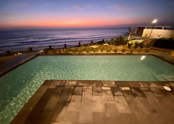 Beachfront Condo With Balcony Amazing View