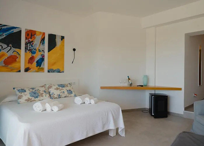Rooms, Affittacamere Maksim
