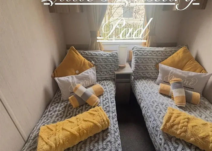 Lillies Luxury Pad At Tattershall Lakes
