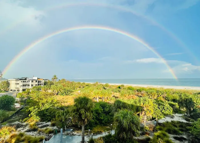 Breathtaking Views At Seaspray - Oceanfront Accomodations