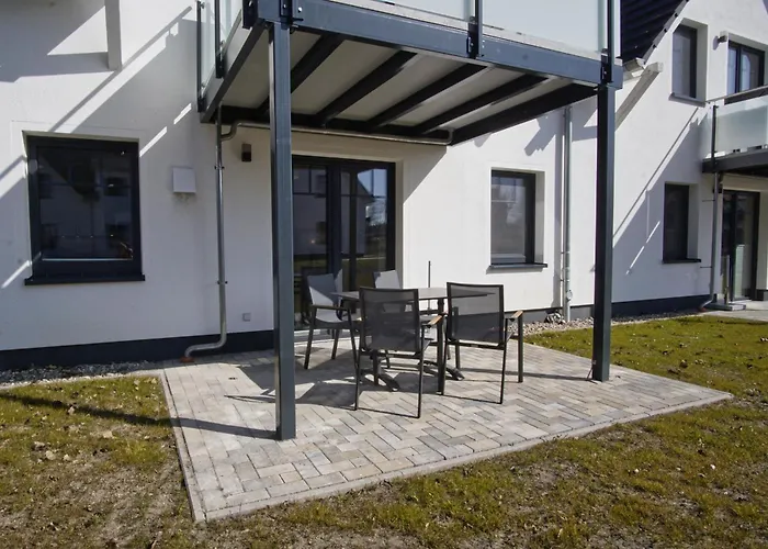 Rex Rugia Ferienwohnung 12-2 mit Sauna- und Schwimmbadnutzung im AHOI Erlebnisbad Sellin