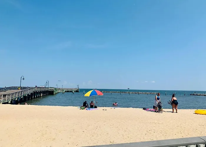 Walk To The Beach! Beach Passes | Games I King Bed