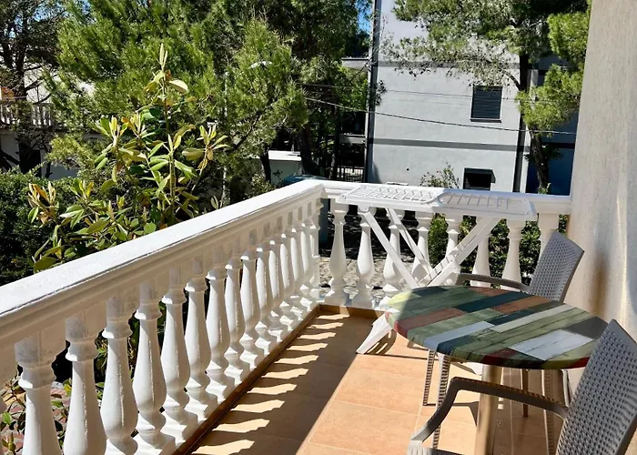 Kamberi Hotel&Apartments