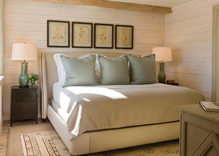 Eleven Scarp Ridge Lodge