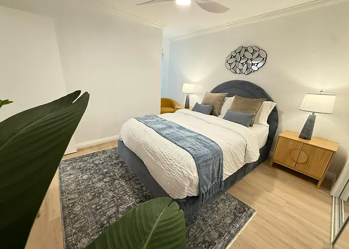 Redondo Oceanfront Gem 2Br Ba Balcony & Parking 335