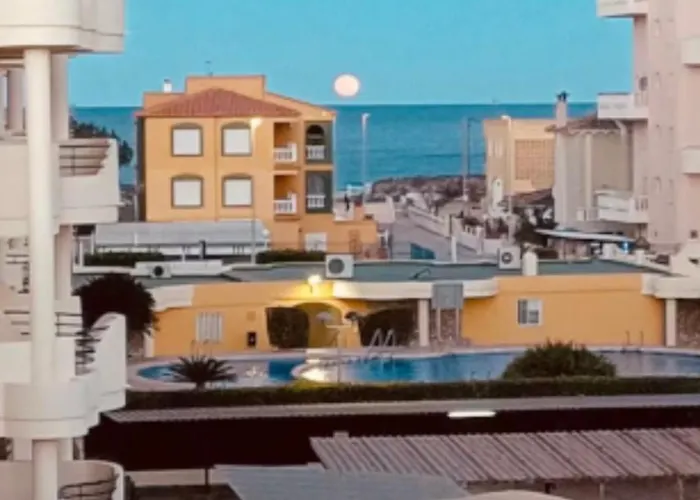 Casa Pixurri Playa de Xeraco SOLO FAMILIAS wifi-aire acondicionado-2 plazas garaje-2 terrazas privadas 16 m2 y 95 m2