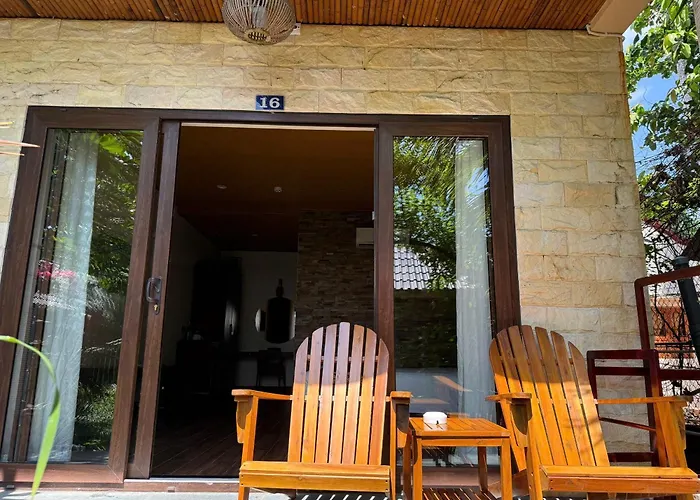 Coral Bay Resort