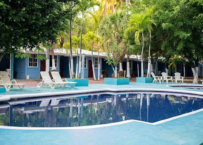 Hotel Y Restaurante Leones Marinos