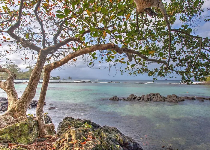 Maluhia Kahakai