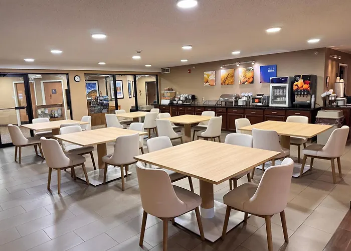 Comfort Inn & Suites Black River Falls I-94