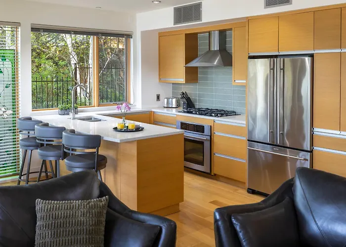 Brentwood Bay Resort - Adults Only - 16 And Older