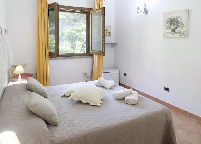 B&B La Vela Chia