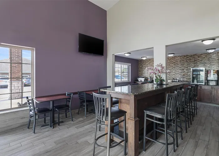 Surestay Plus Hotel By Best Western Kearney