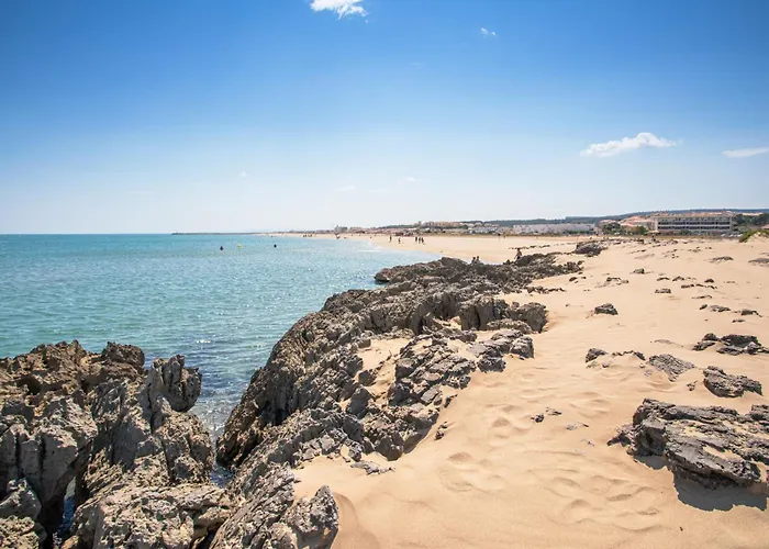 HOLIDAYLAND BAIE DES OLIVIERS VILLA 36m2 1chambre fermée 6 couchages ou VILLA 41M2 2chambres fermées 7 couchages