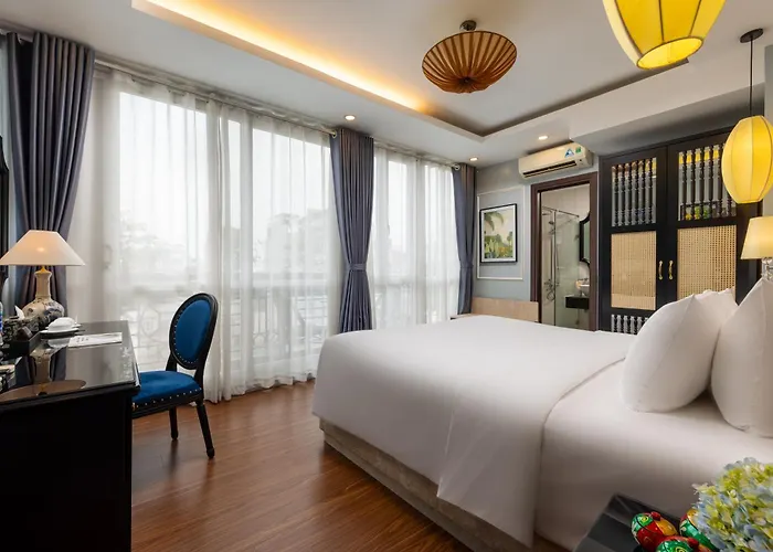 Golden Amour Hotel