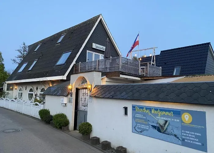 FeWo Backboard mit eingez Garten direkt am Hundestrand