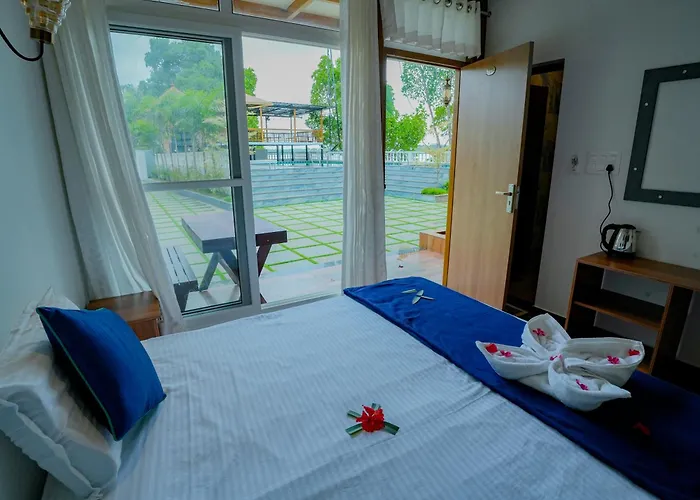 Lake View Resort Cherai