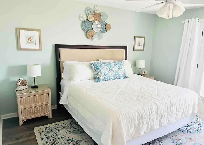 Ocean Breeze, Beautiful Ocean Front Townhome